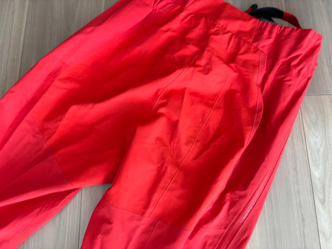 ★最高峰★アークテリクス　シータSV ゴアテックスプロ　ビブパンツ　スキー　雪山