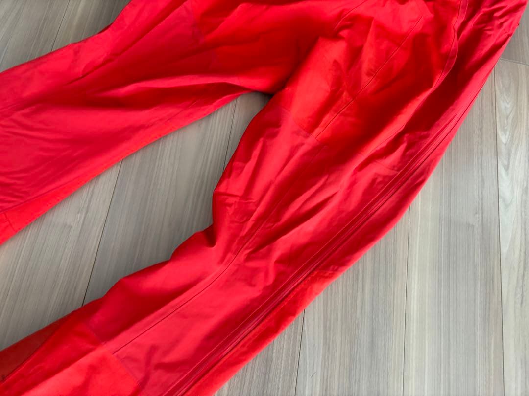 ★最高峰★アークテリクス　シータSV ゴアテックスプロ　ビブパンツ　スキー　雪山