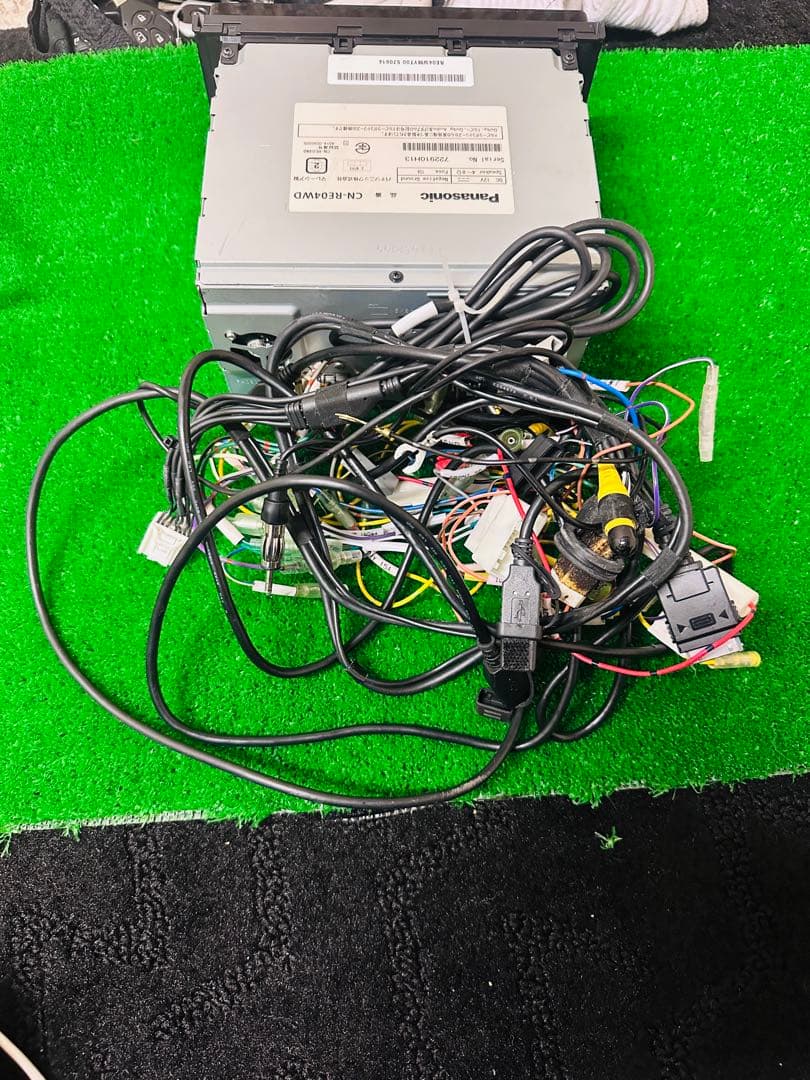 は*ん様 パナソニック CN-RE04WD カーオーディオヘッドユニット2017