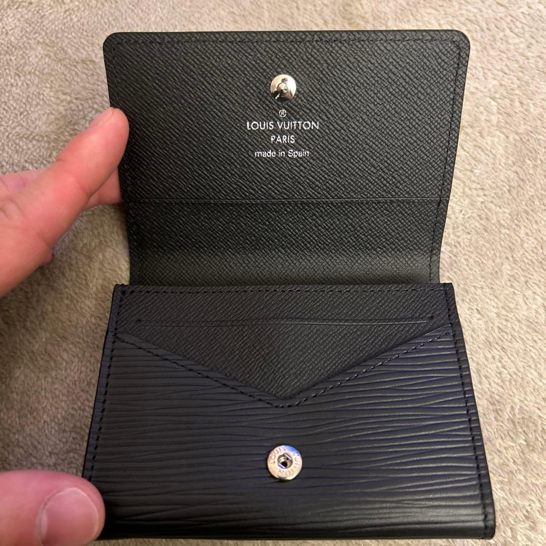 LOUIS VUITTON エピレザー 名刺入れ ブラック