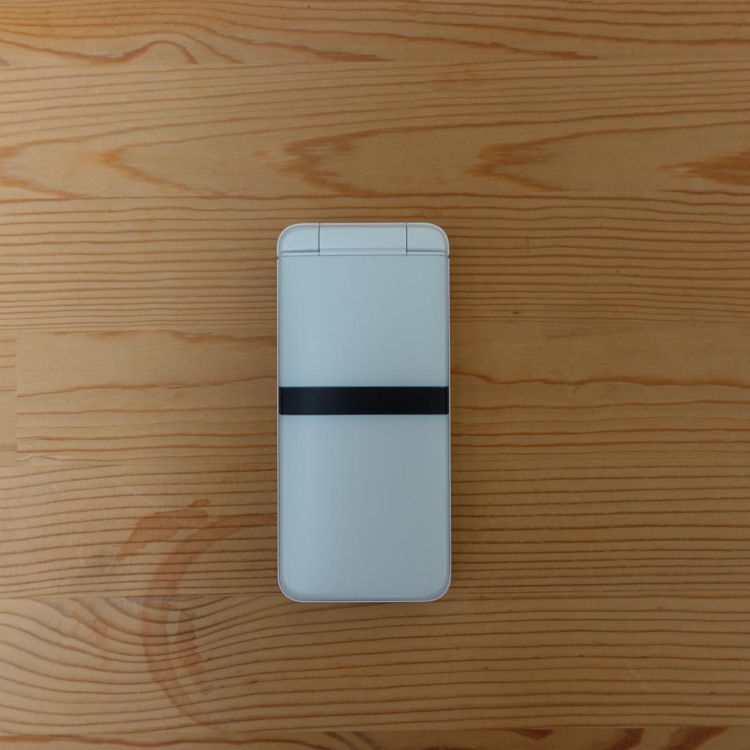 NTT docomo DIGNO KY-42C ホワイト