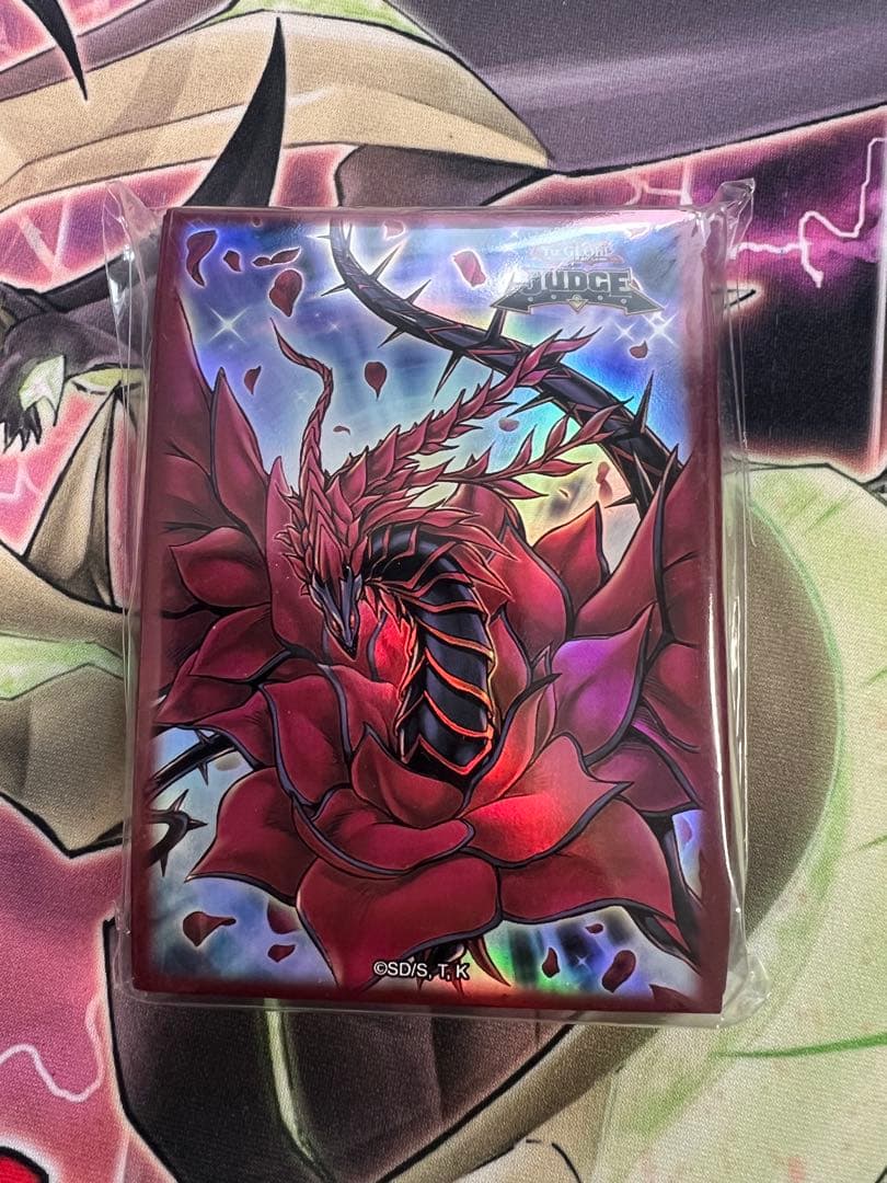 遊戯王　ブラックローズドラゴン　スリーブ　新品未開封　JUDGE 80枚　正規品
