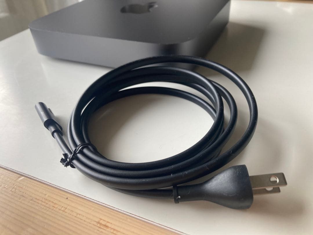 【美品】Mac mini 2018 Core i5 256GB 8GB