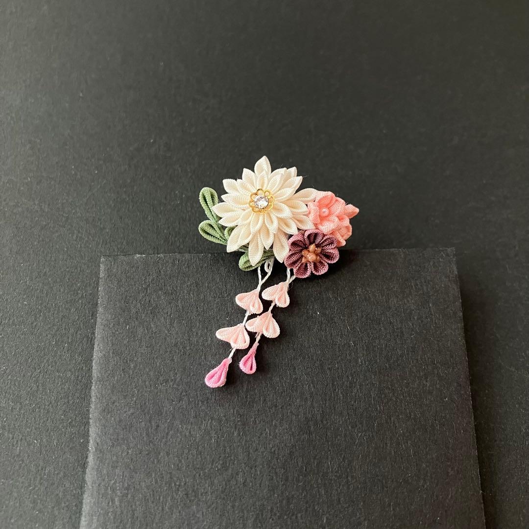 ドール用　ホワイト×ピンク和風かんざし 髪飾り　リカちゃん　振袖　着物