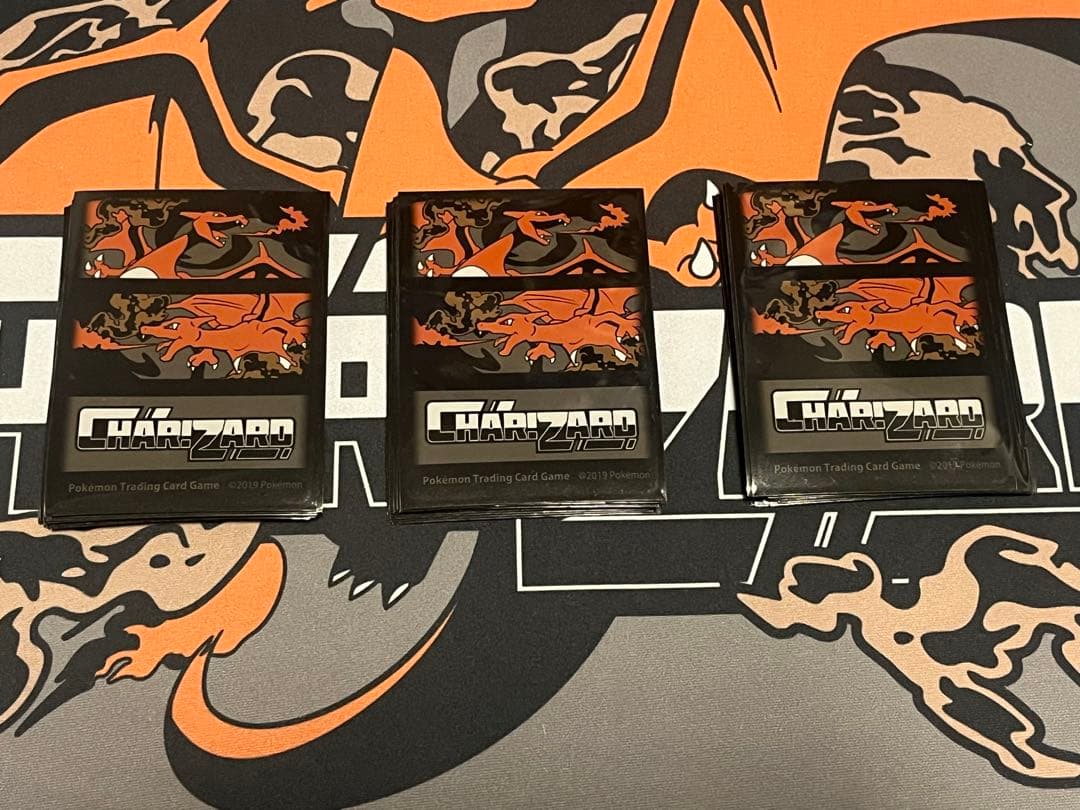 ポケモンカード　海外サプライ3点　リザードン