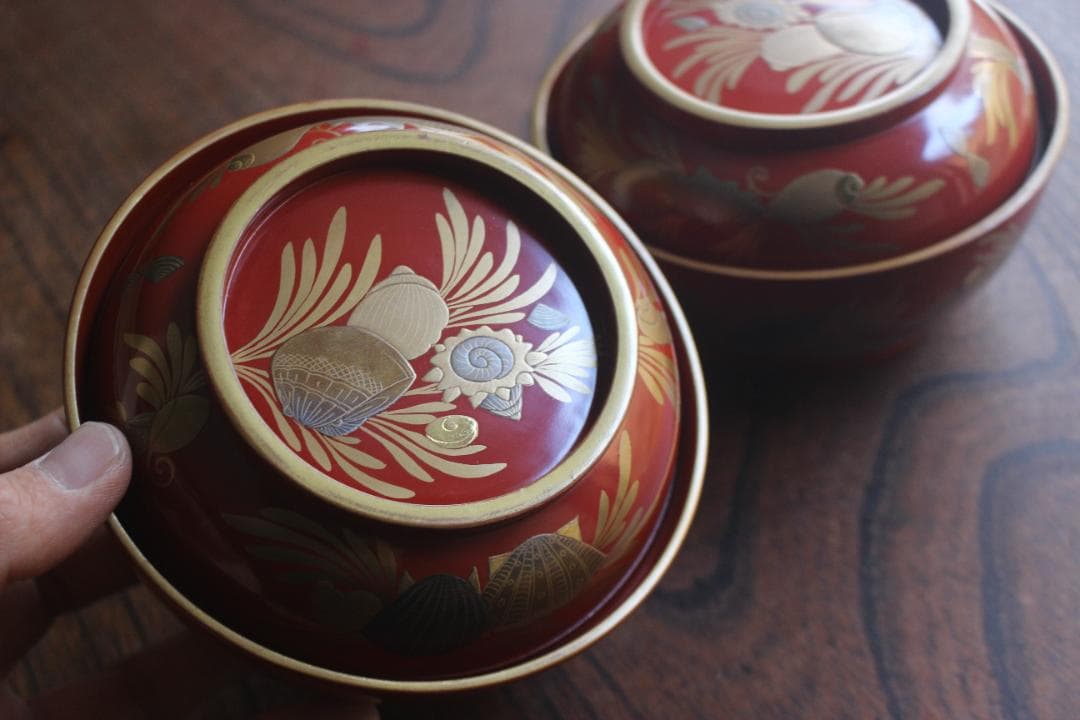 時代逸品！時代金縁朱漆に極上貝尽くし蒔絵の映えるお椀2点（検輪島塗雑煮椀
