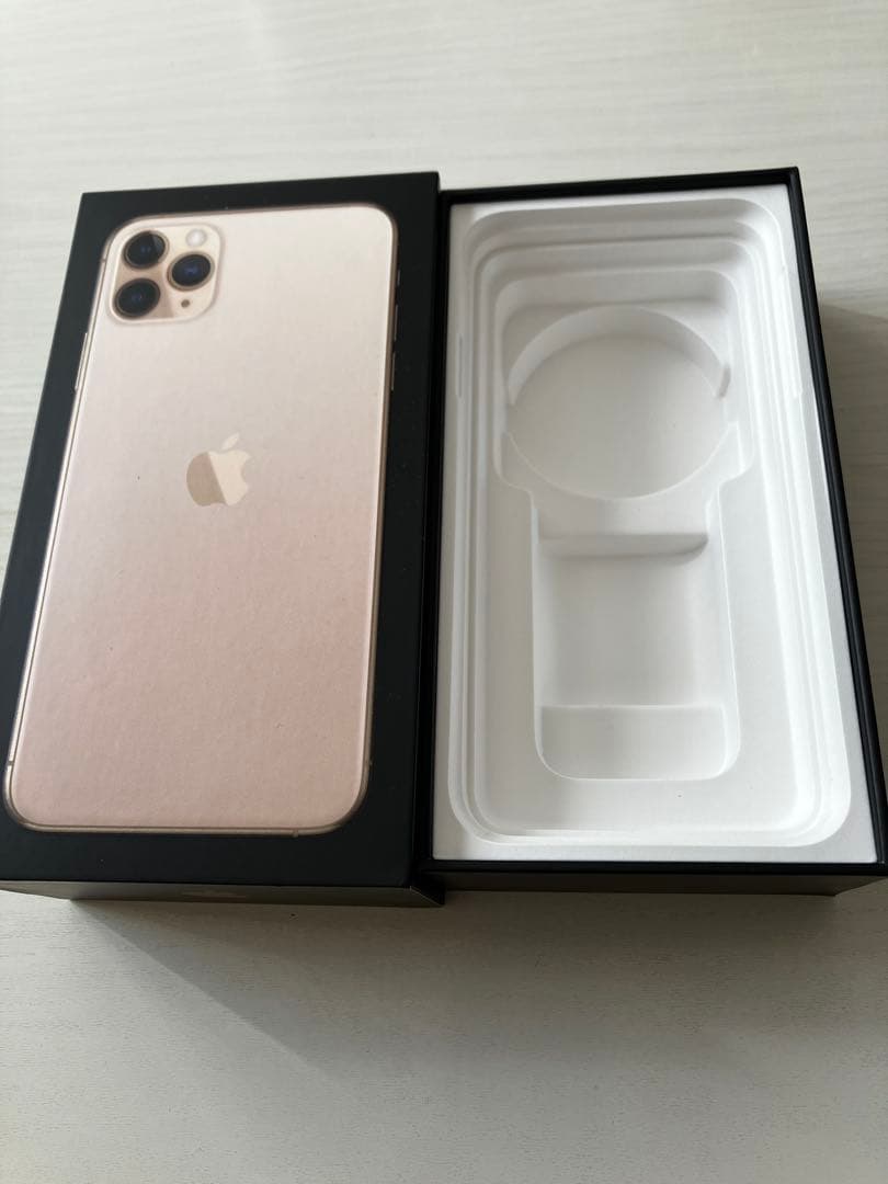 【超美品】iPhone11ProMax 512GB SIMフリー 箱付き