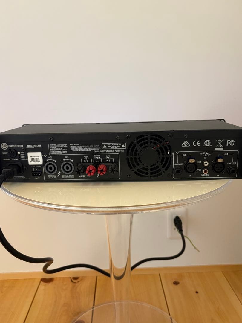 XLS 1502 パワーアンプ　AMCRON