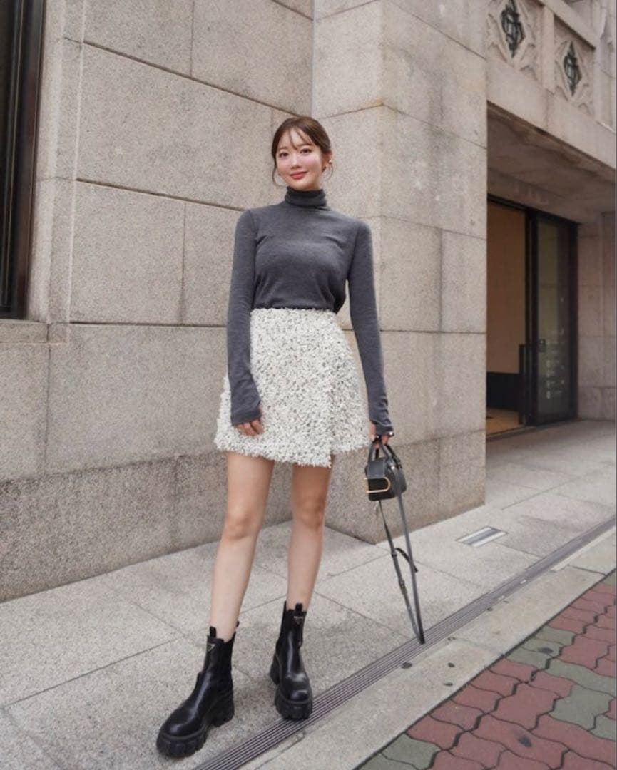 【美品】HEYON ＊pepper mini wrap skirt / gray