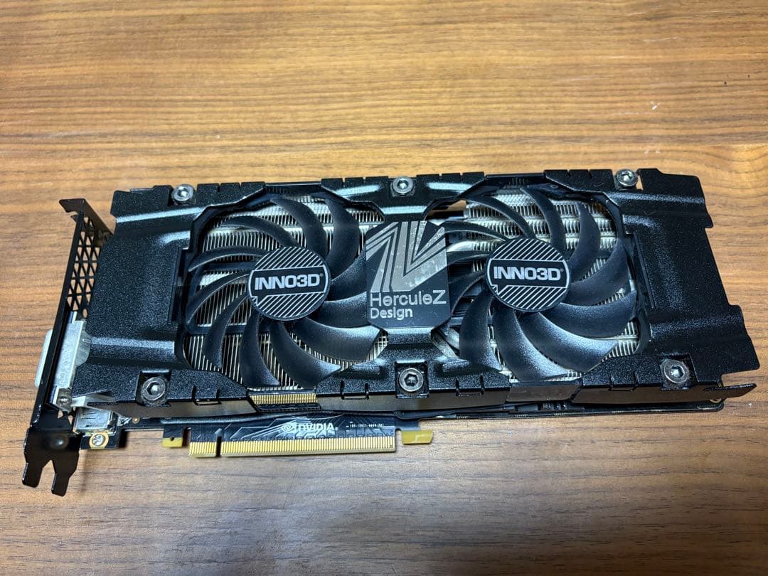 グラフィックボード・グラボ・ビデオカード INNO3D HerculeZ Design GTX1070ti