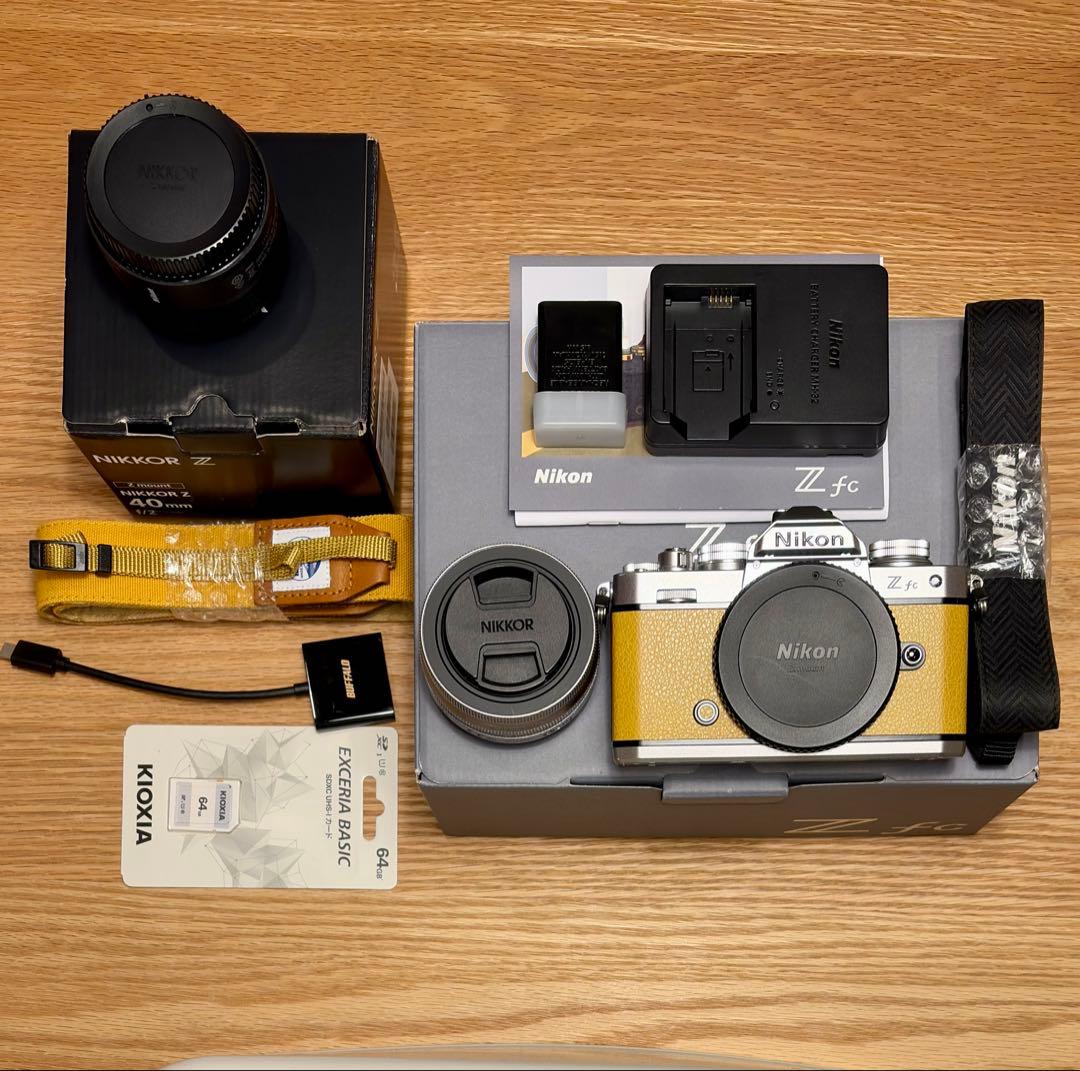 Nikon Zfc 16-50VRレンズキット カスタム外装 単焦点レンズ付属