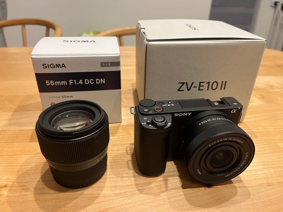 ZV-E10Ⅱ(パワーズームレンズ)とSIGMA 56mmF1.4 のセット