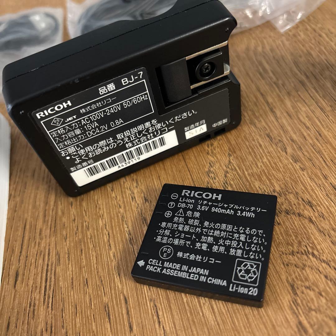 RICOHCX1 リコー　デジカメ　デジタルカメラ　バッテリー　カメラ