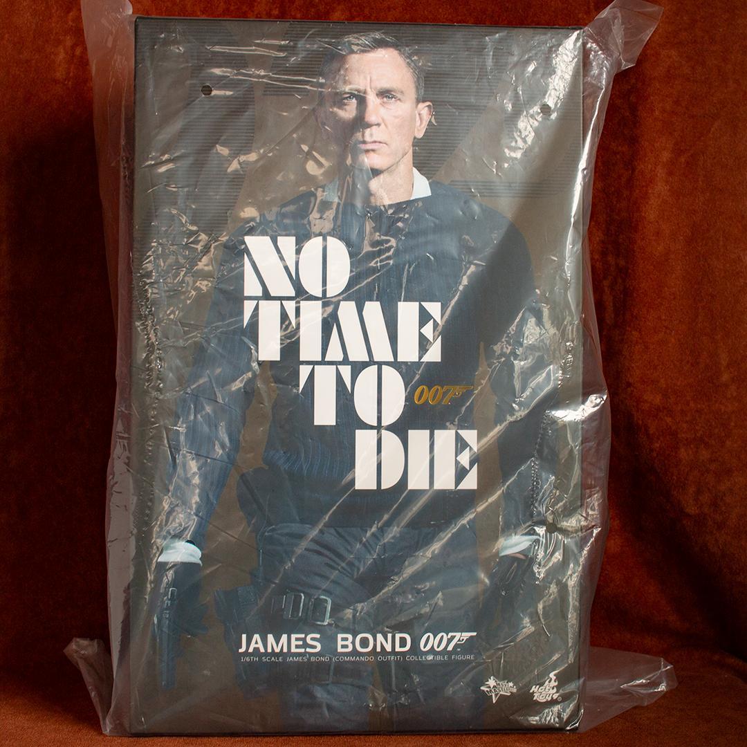 e*o様 ホットトイズ　ジェームズ・ボンド (コマンド・スタイル)