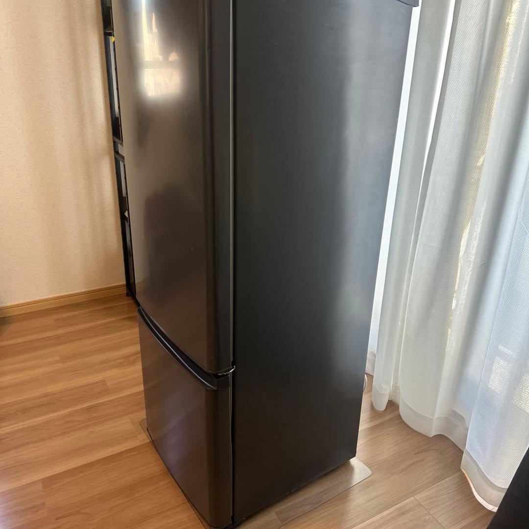 (傷防止マット付き)三菱冷凍冷蔵庫　MR-P17F-H マットチャコール