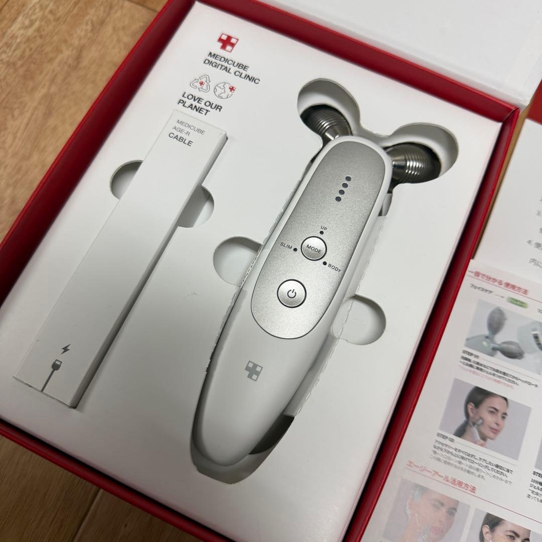 MEDICUBE/AGE-R EMS ダーマショット