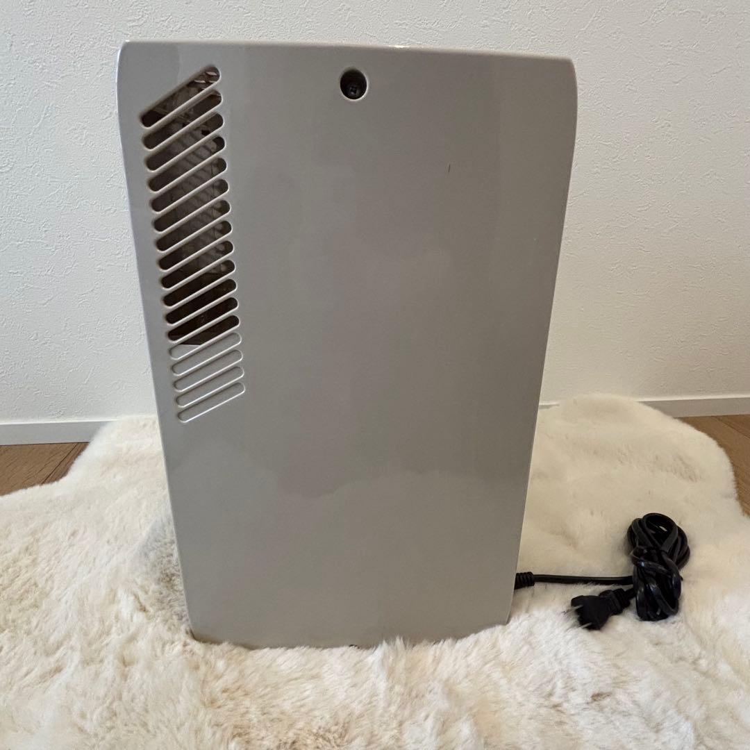 【美品】アイリスオーヤマ コンプレッサー除湿機5.6L KIJC-J56