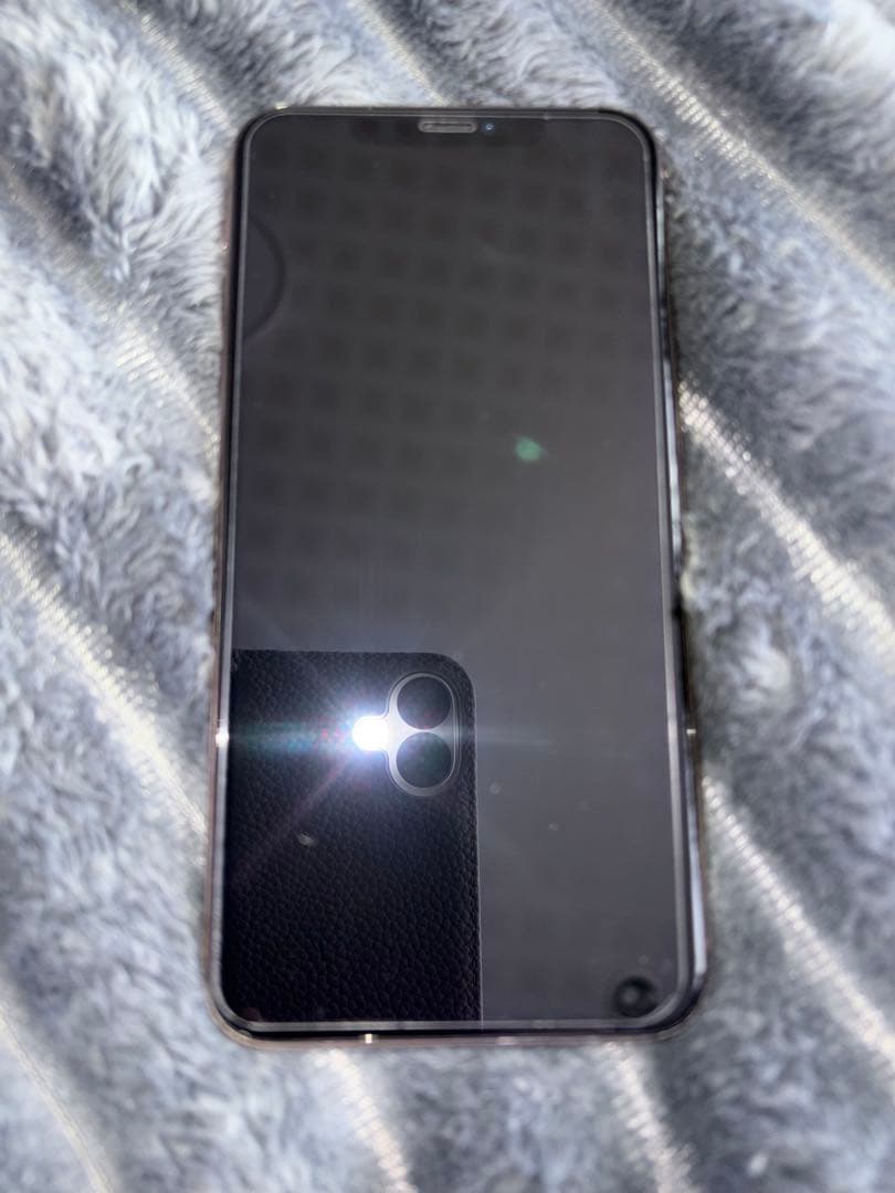 【美品】スマートフォン 本体　iPhone11 promax 64GBゴールド