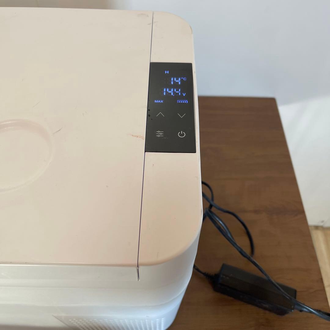 ホワイト冷凍庫 デジタル温度表示