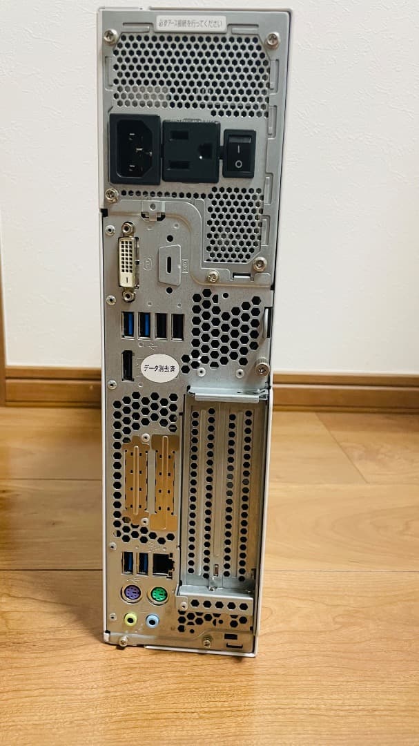 Fujitsu ESPRIMO デスクトップPC 2020年製