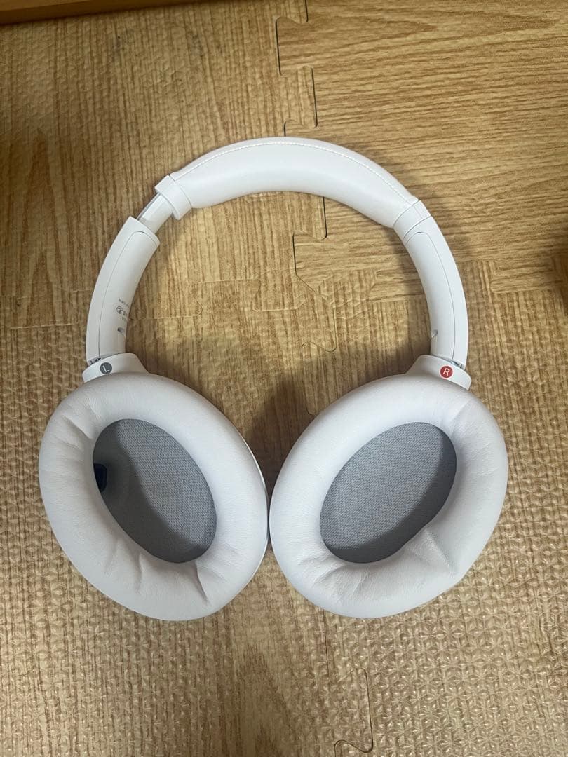 SONY WH-1000XM4 ホワイト