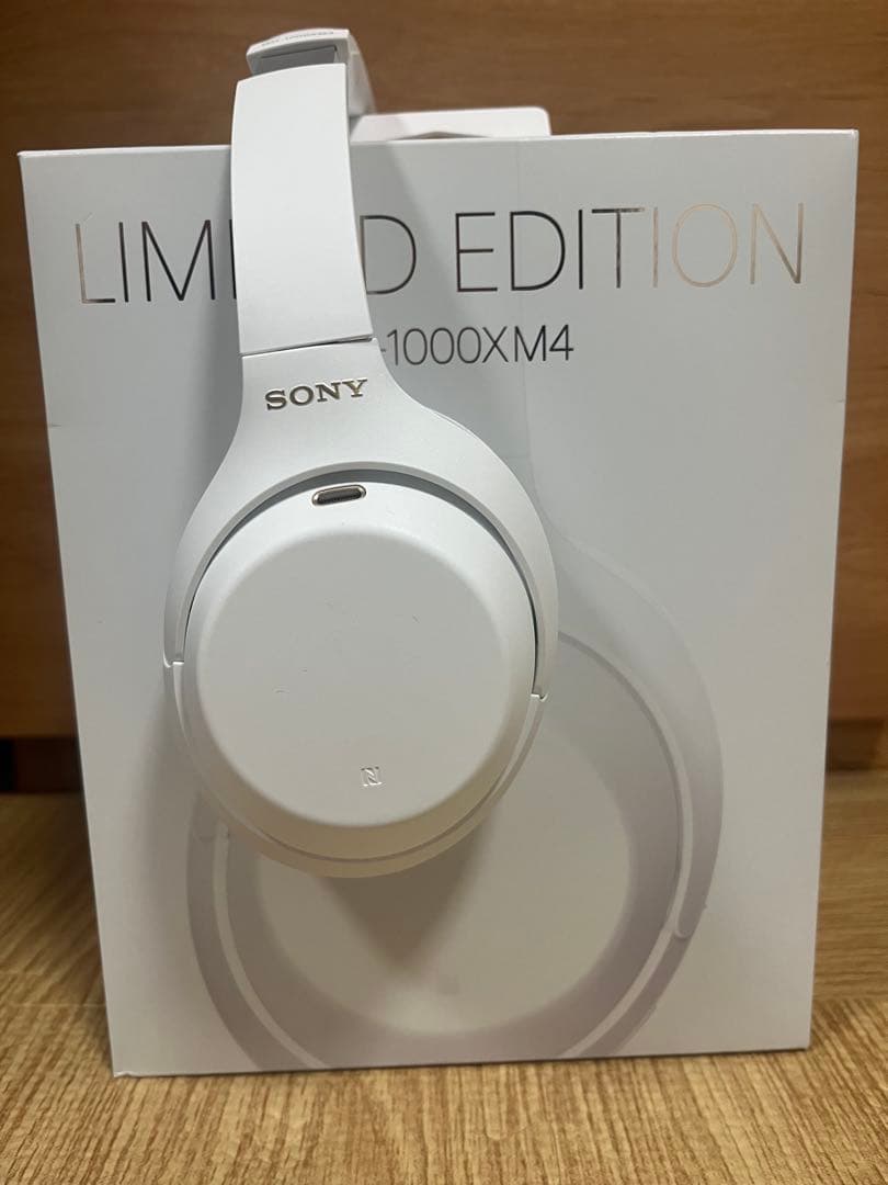 SONY WH-1000XM4 ホワイト