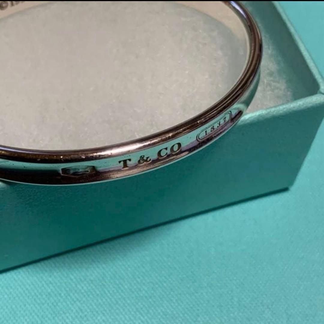 Tiffany バングル