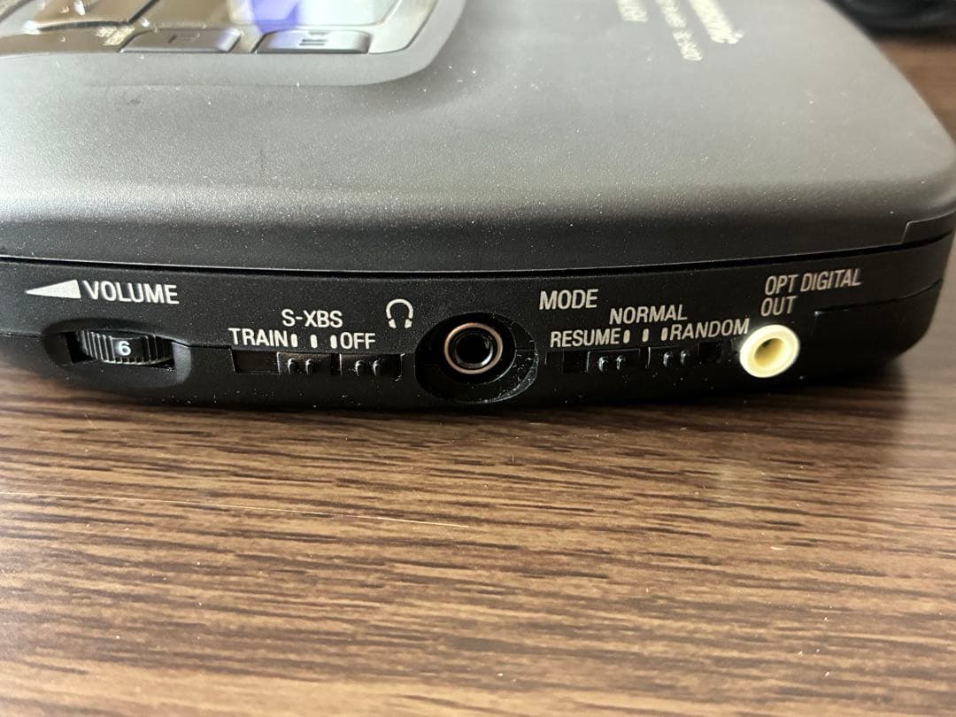 【美品】Panasonic ポータブルCDプレーヤー SL-S400 光出力