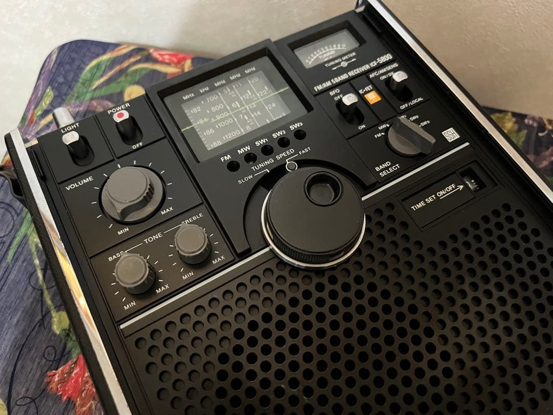 ●SONY　スカイセンサ－　ICF5800　●昭和のBCL傑作機！