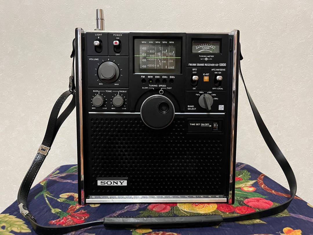 ●SONY　スカイセンサ－　ICF5800　●昭和のBCL傑作機！