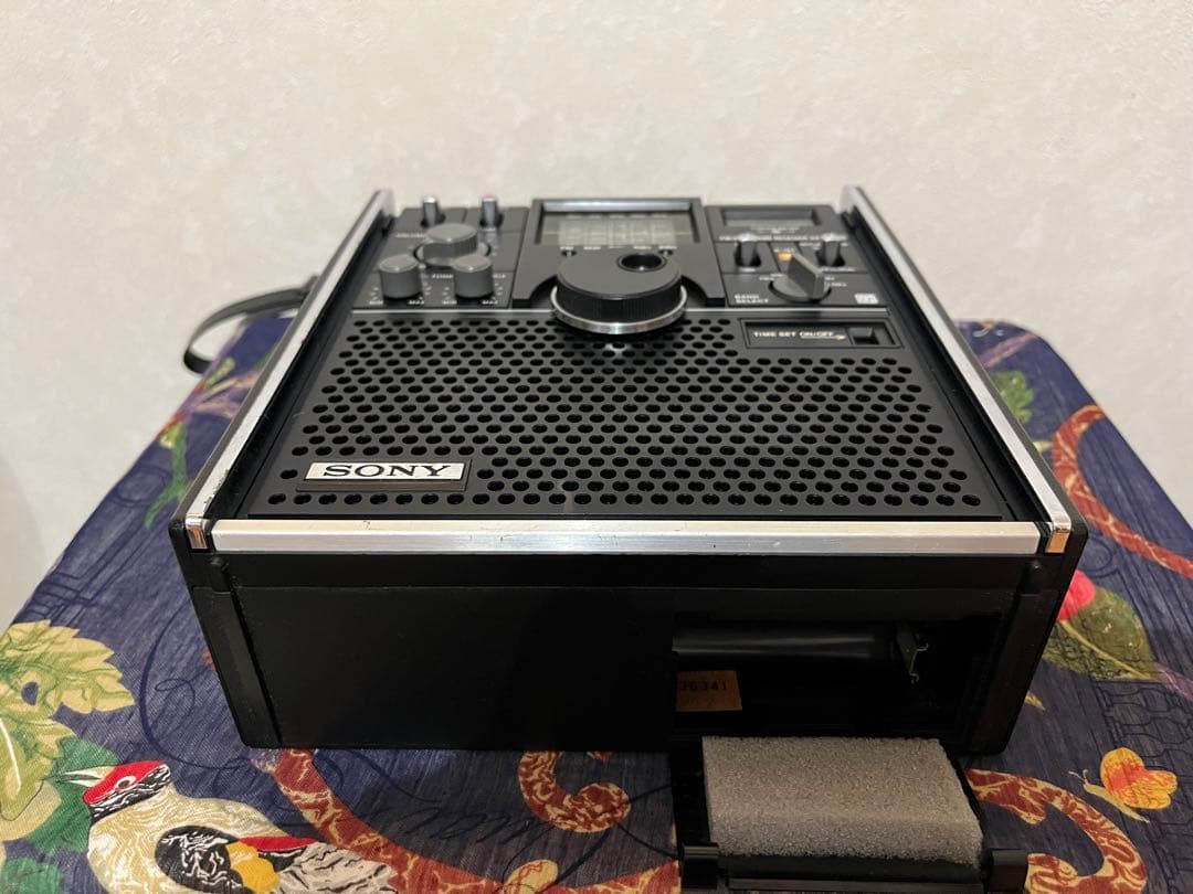 ●SONY　スカイセンサ－　ICF5800　●昭和のBCL傑作機！