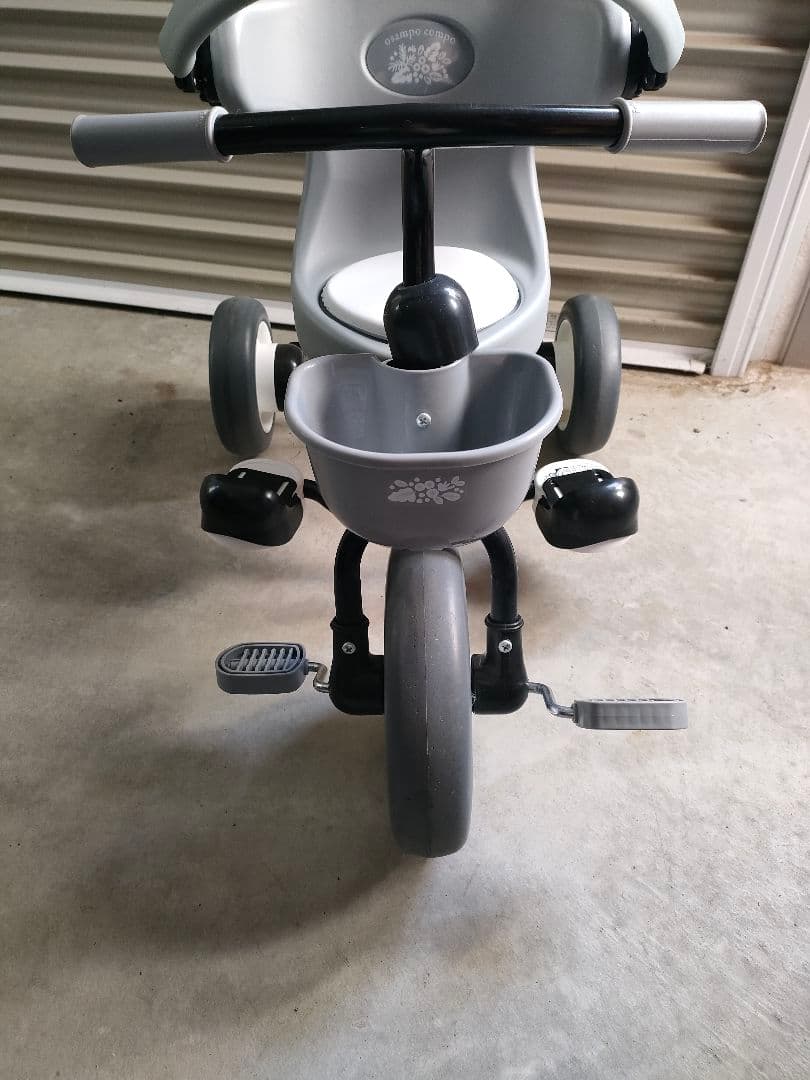 美品　ides 折りたたみおさんぽコンポ　折りたたみ三輪車　グレー　説明書箱付き