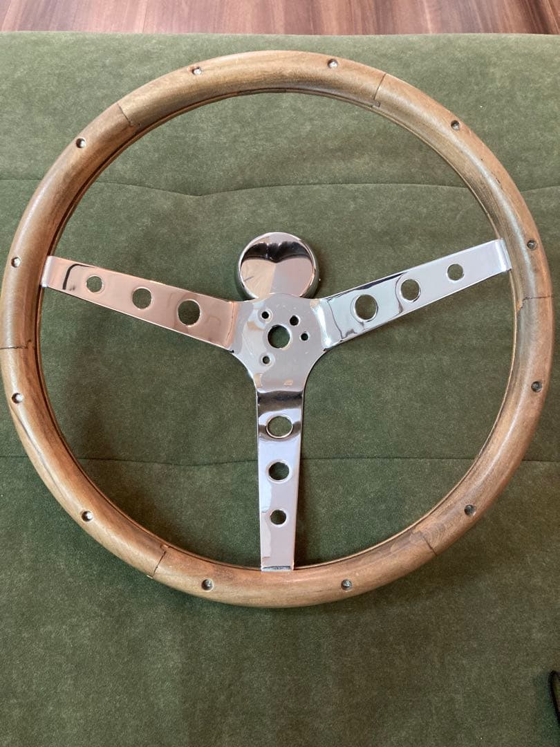 グラントウッドステアリング　フルセット　ステアリングホイール　ムーン旧車　アメ車