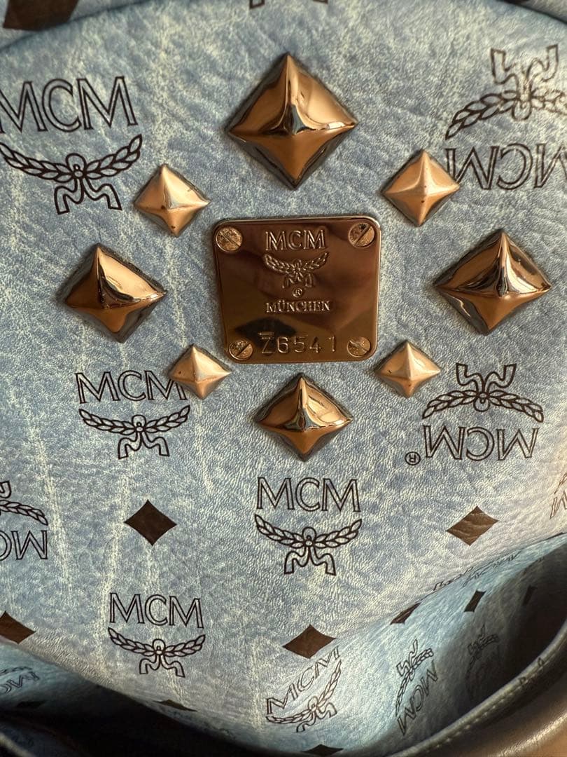 MCM MONSIEUR Z6541 スタッズリュック