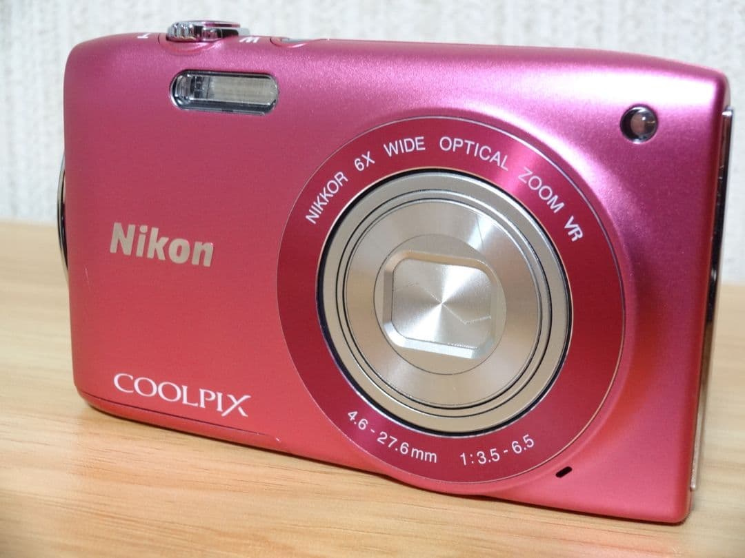 Nikon COOLPIX S3300 ストロベリーピンク