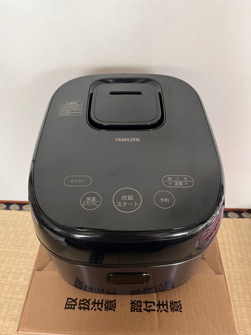 【美品】YAMAZEN山善　炊飯器5.5合IH YJN-E101 Bブラック