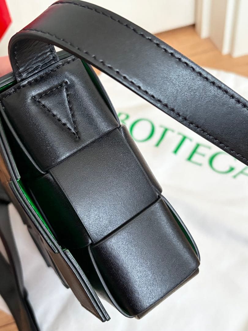 Bottega Veneta カセットバッグ パラキート グリーン