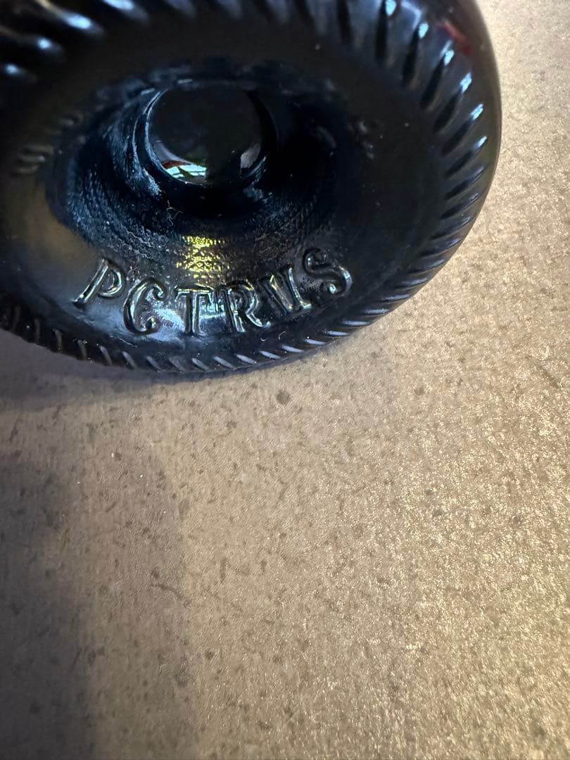 ワイン Petrus Pomerol Grand Vin 1989