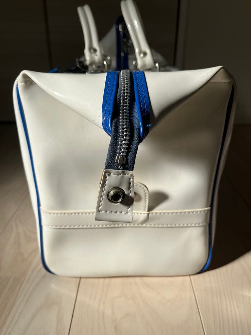 【私の店】adidas ボストンバッグ ホワイト/ブルー