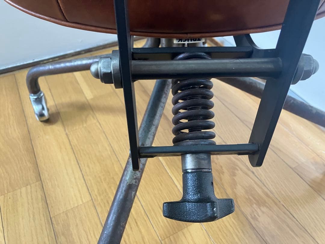 truck furniture デスクチェア