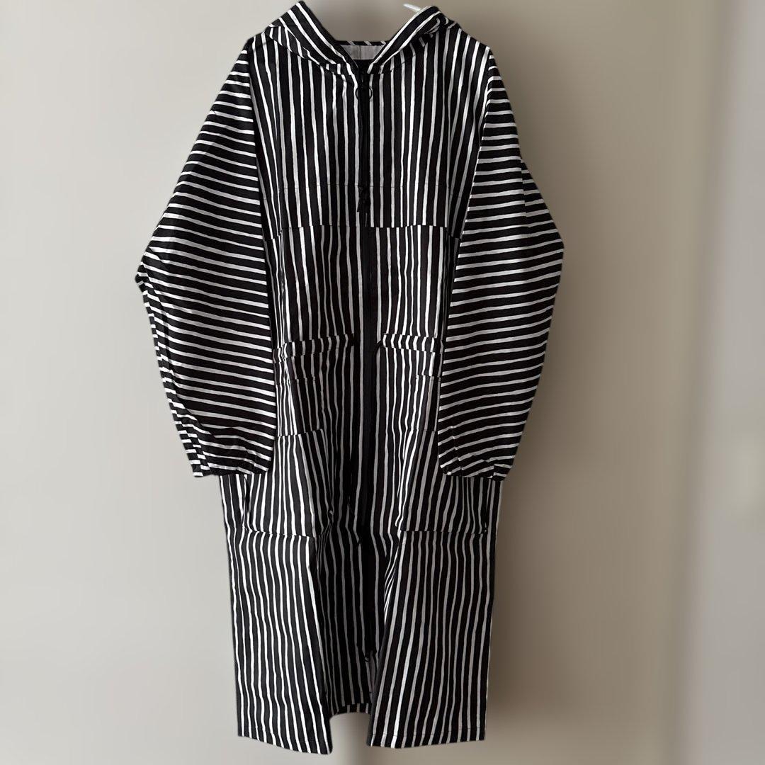 新品未使用　マリメッコ ヨカポイカ ストライプレインコート　S