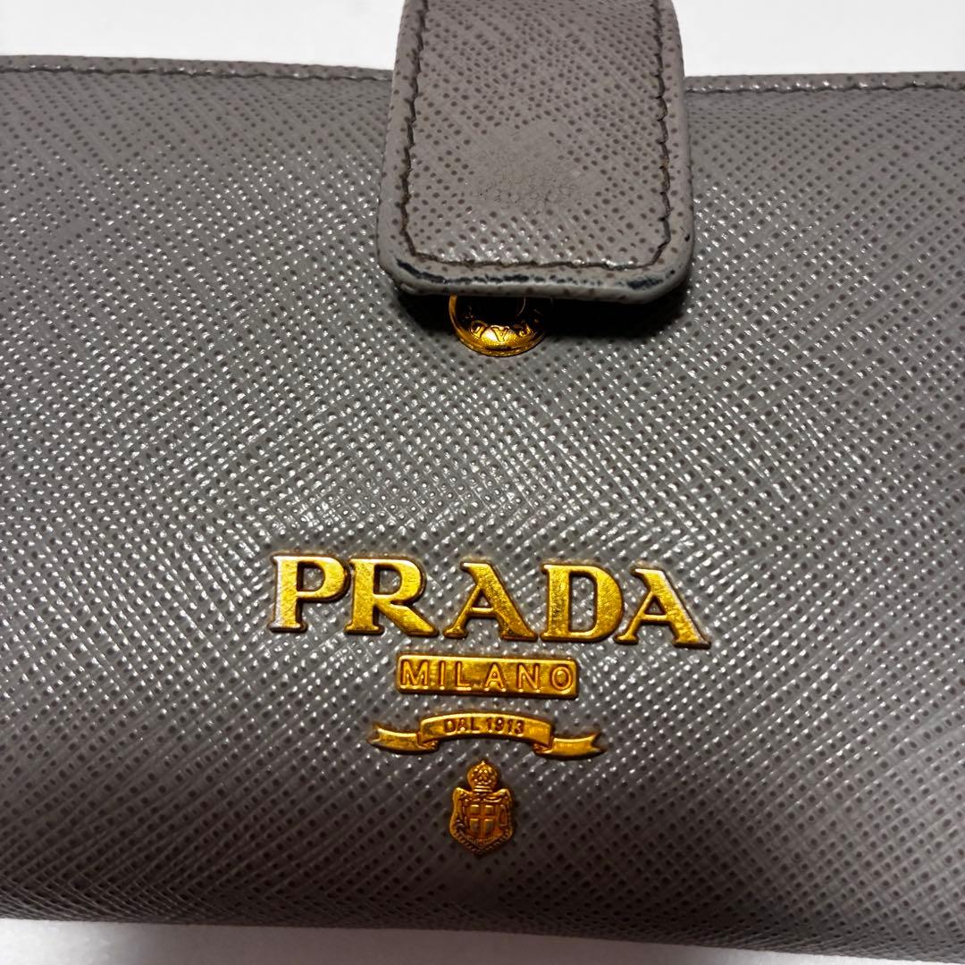 PRADA ブラックレザー 長財布 サフィアーノ