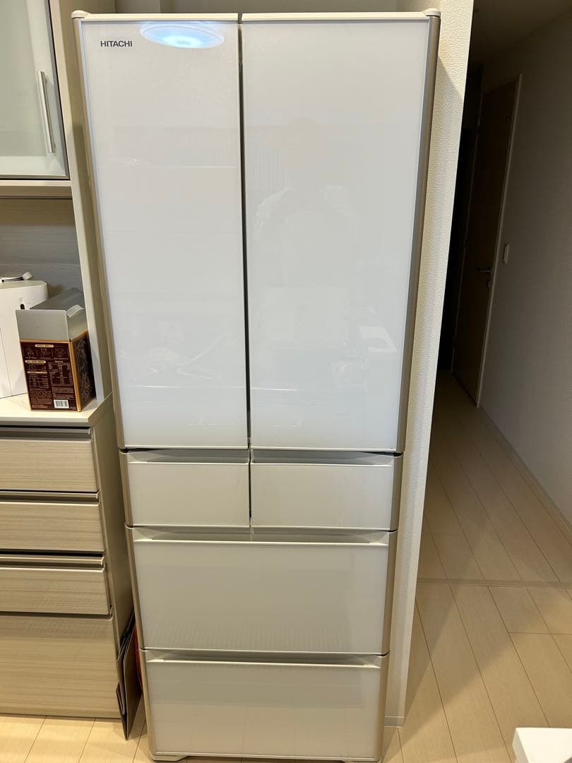 専用。購入しないで下さい。HITACHI ホワイト冷蔵庫 両開き
