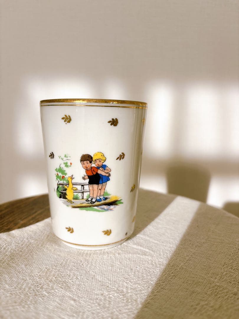 フランスアンティーク　Limoges enfants・カップ
