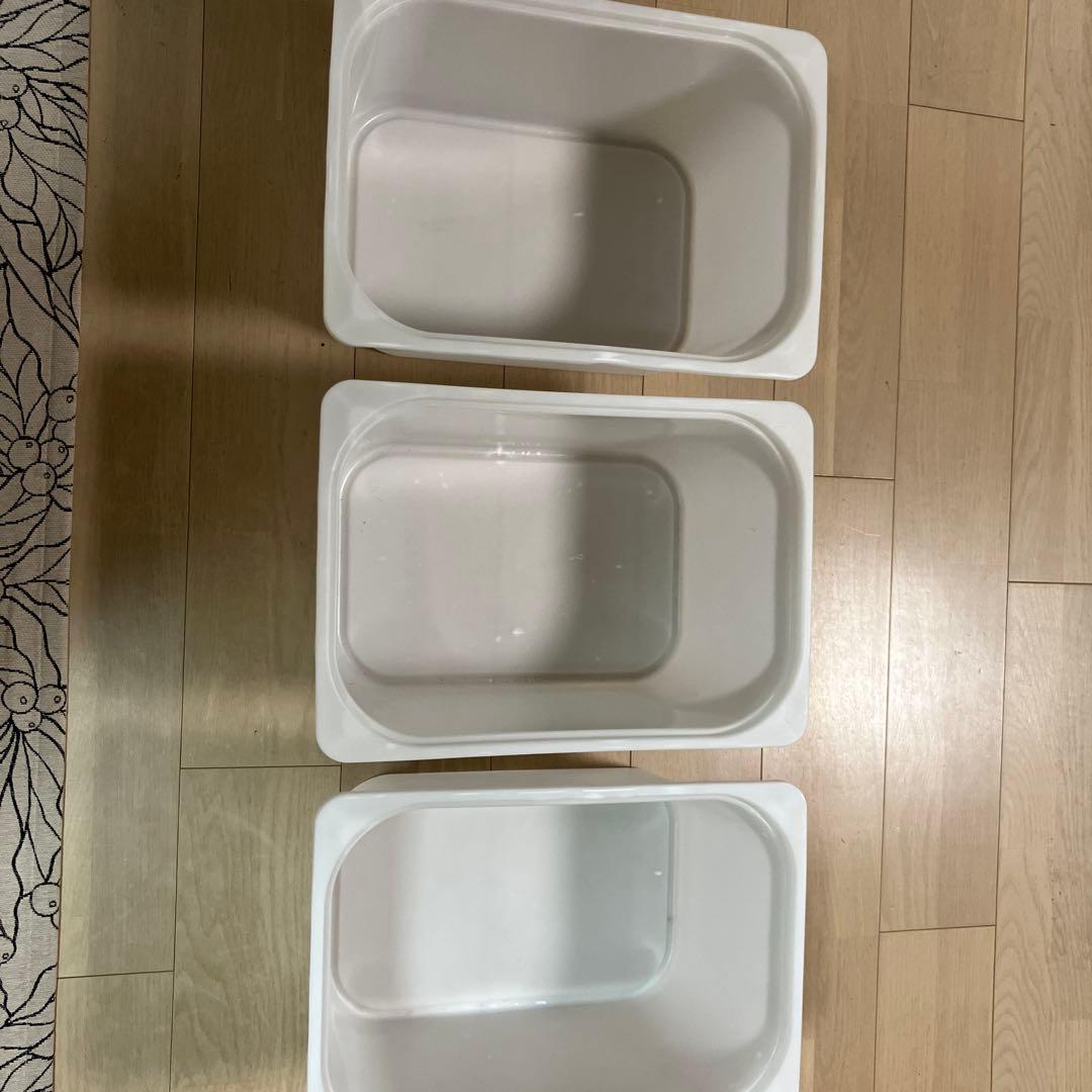 IKEA トロファスト　白　ケース付き