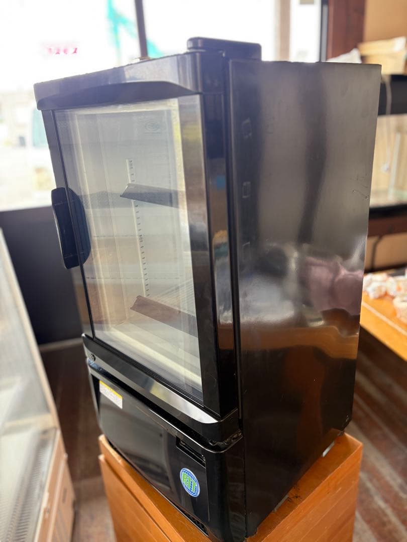 ブラックガラス扉ディスプレイ冷凍庫