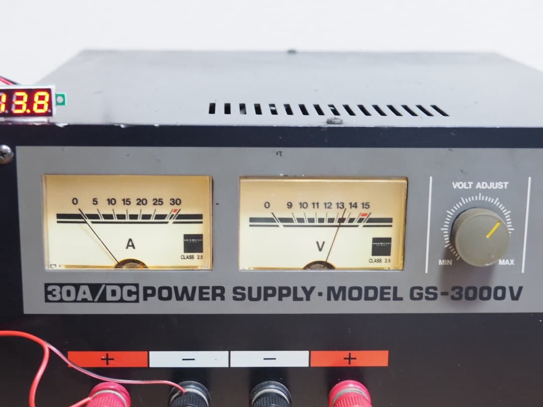 第一電波工業 DIAMOND GS-3000V DC電源 30A デジタル電圧計