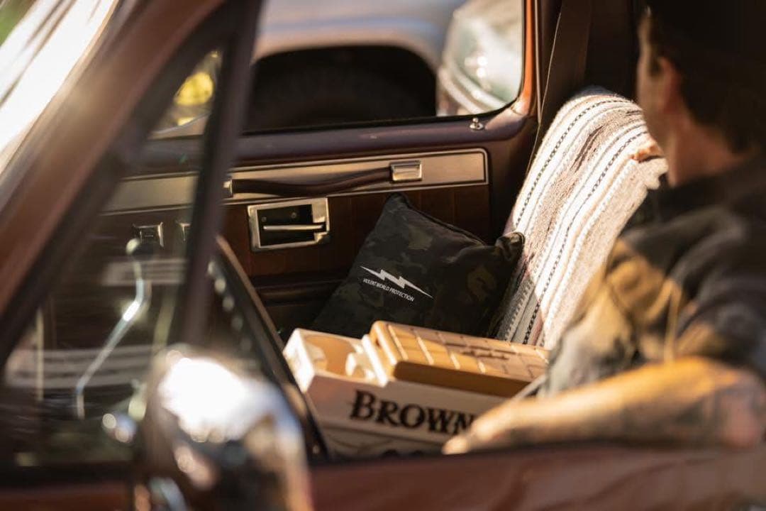 小物 defcon pillow vans syndicate supreme