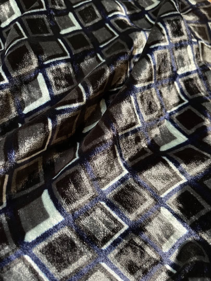 GIORGIO ARMANI ストール（イタリア製）