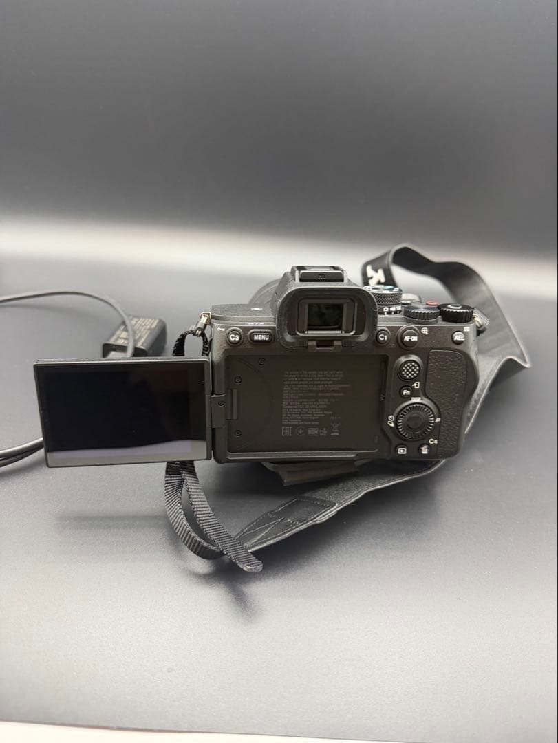 SONY ボディ ＋ 純正ズームレンズ FE 28-70mm＋ 充電器セット